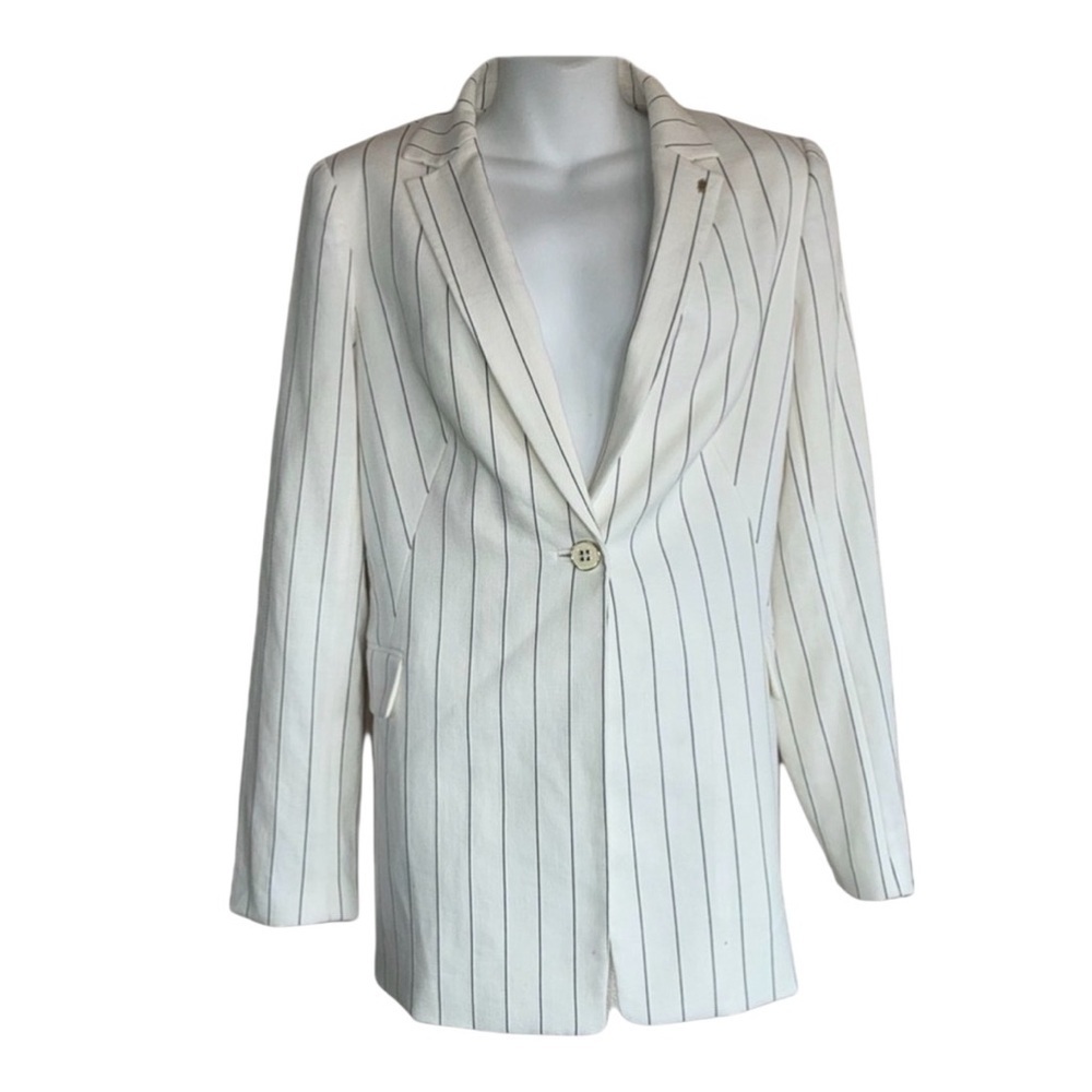 TOMMY HILFIGER Ivory Blazer, Black PinStripes, metallic gold ‘TH’ on lapel. 8